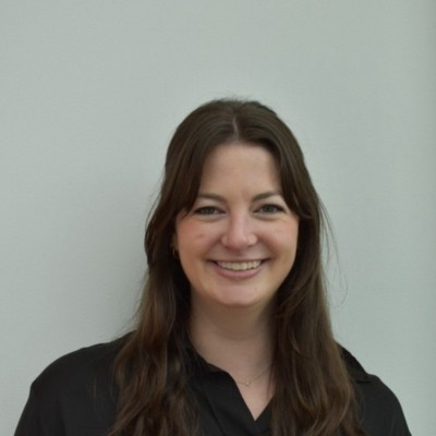 Portrait of Becca L.